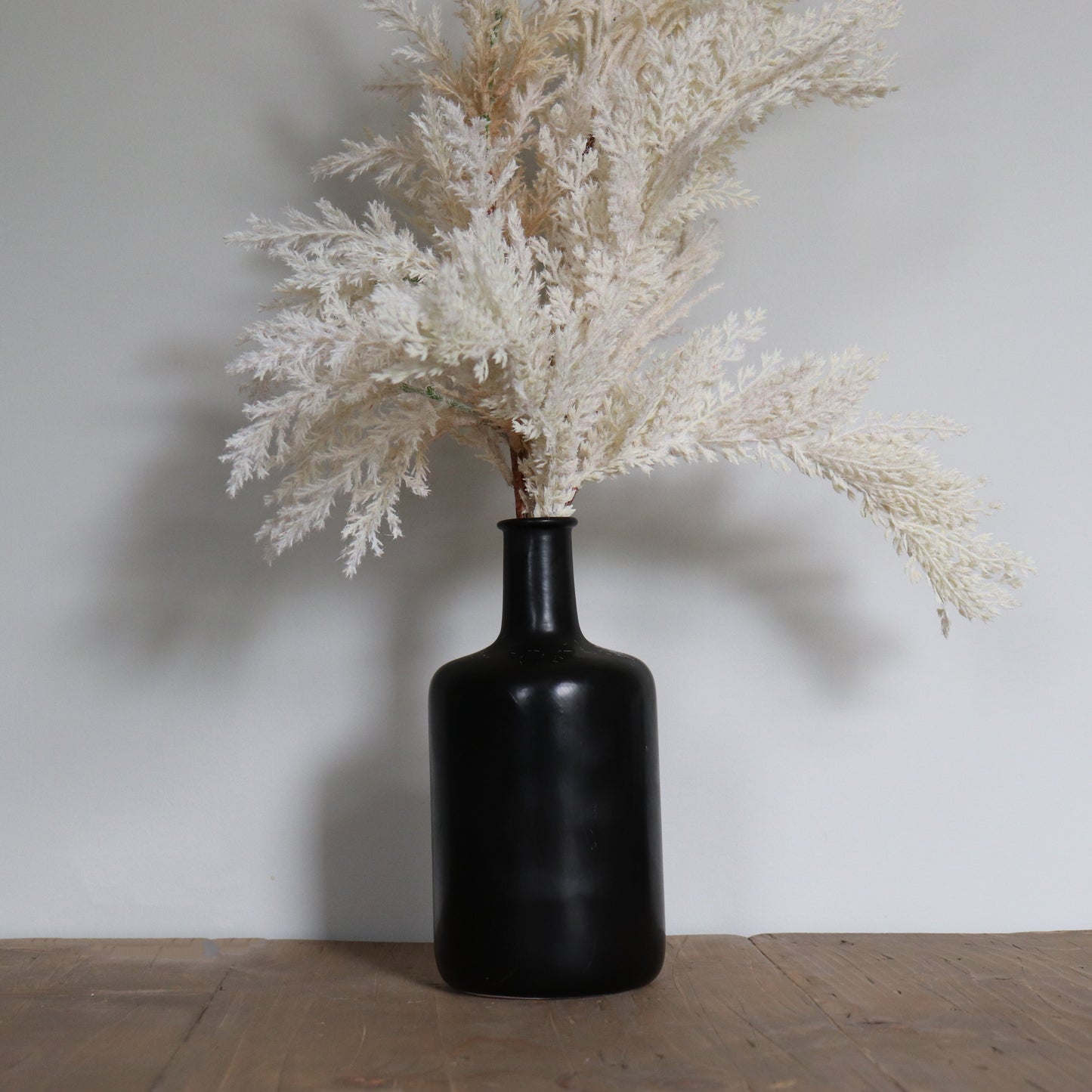 Black Vase Faux Grass