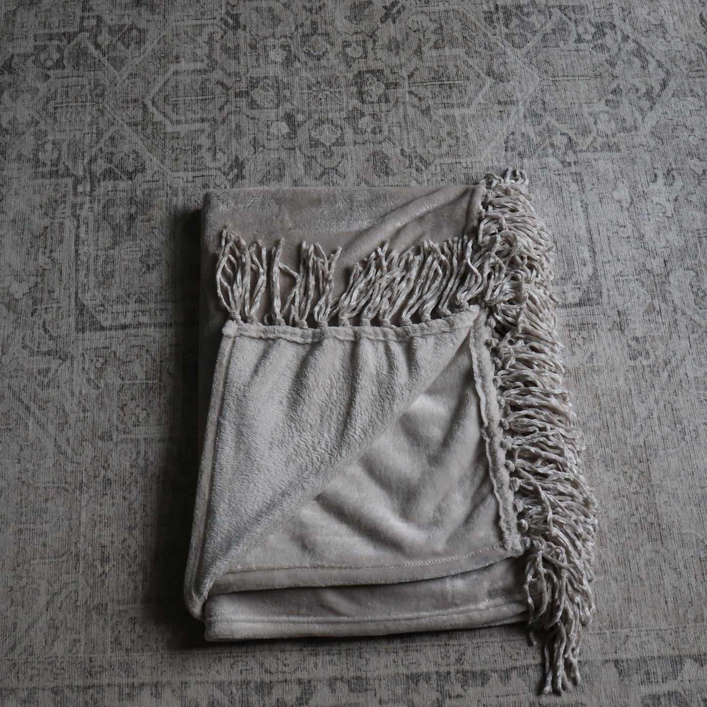 TB008-Grey w/ Tassels