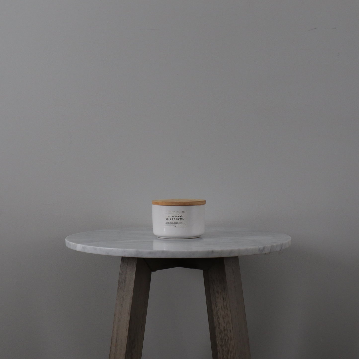Small White Candle w/ Wooden Lid